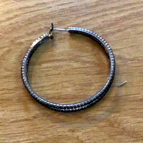 Gorgeous crystal earrings! - Picture 1 of 4